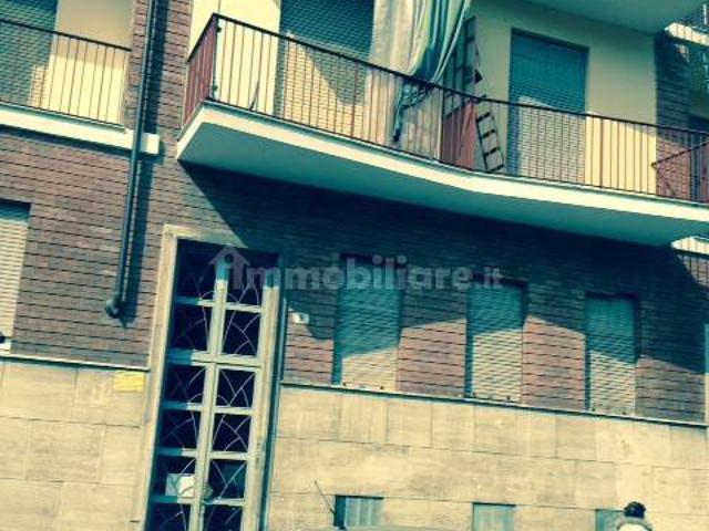 Bilocale via Vittoria Colonna 7, Rebaudengo, Torino
