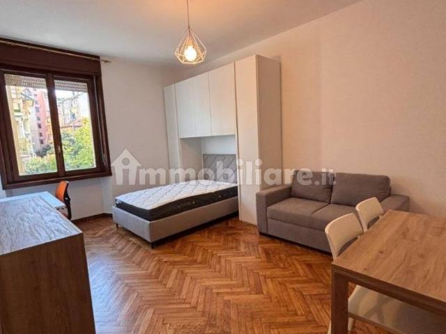 Bilocale via zuretti 21, Cascina dei Pomi, Milano