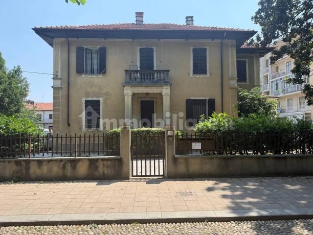 Bilocale viale Antonio Gramsci 120, Centro, Grugliasco