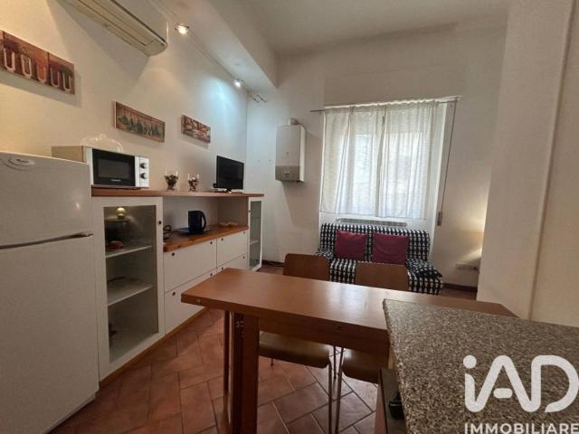 Bilocale viale Francesco Redi 61, Porta al Prato San Jacopino, Firenze