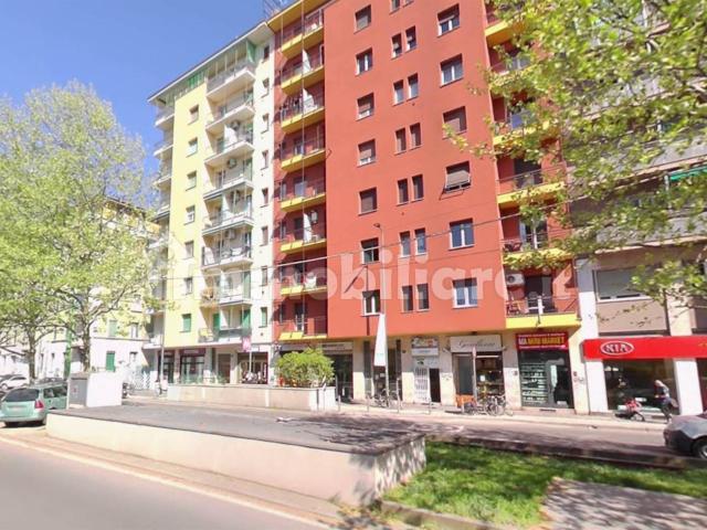 Bilocale viale Fulvio Testi 64, Ca' Granda, Milano