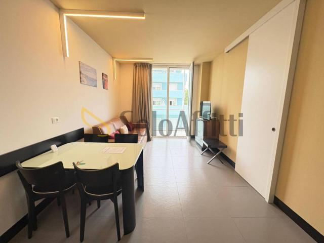 Bilocale viale Porto Palos 5a, Viserbella, Rimini