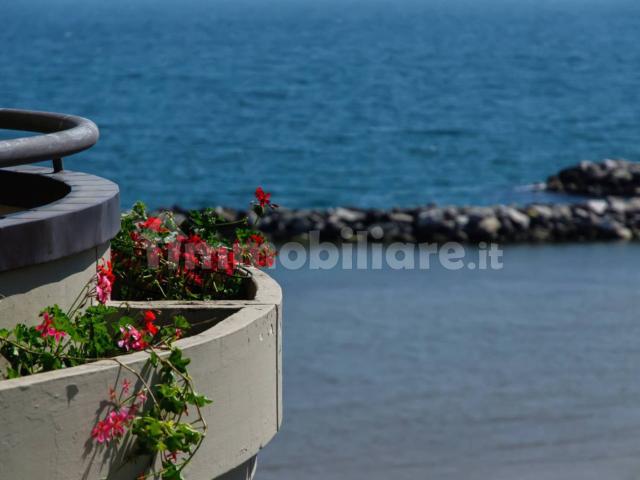 Bilocale viale Porto Palos 35, Viserbella, Rimini