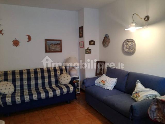Bilocale viale San Francesco 5, Centro, Bardonecchia