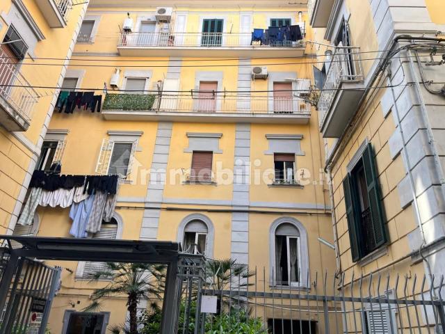 Bilocale Vico delle Nocelle 45/c, Piazza Canneto Salvator Rosa, Napoli