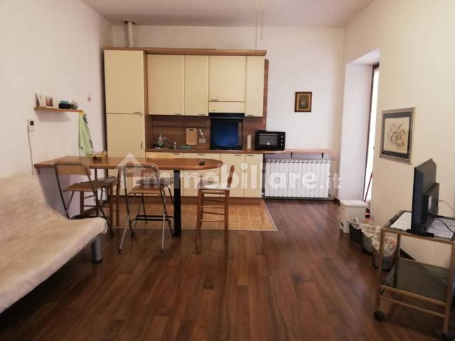 Bilocale vicolo della Caccia 5, Centro Storico, Novara