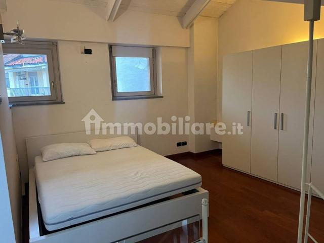 Bilocale vicolo dell'Arco 2, Centro, Alba