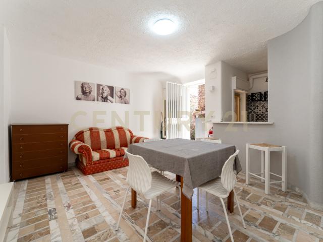 Bilocale vista mare in via g. m. frontini 49, Aci Castello