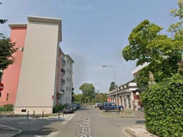 BILOCALE A ROZZANO CON BALCONE LIBERO DA SUBITO