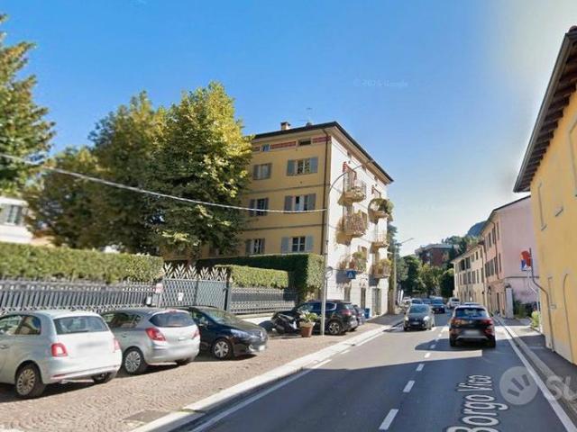 Bilocale a Valsolda con balcone libero subito