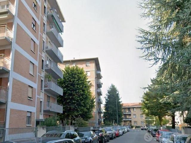 Bilocale al terzo piano arredato