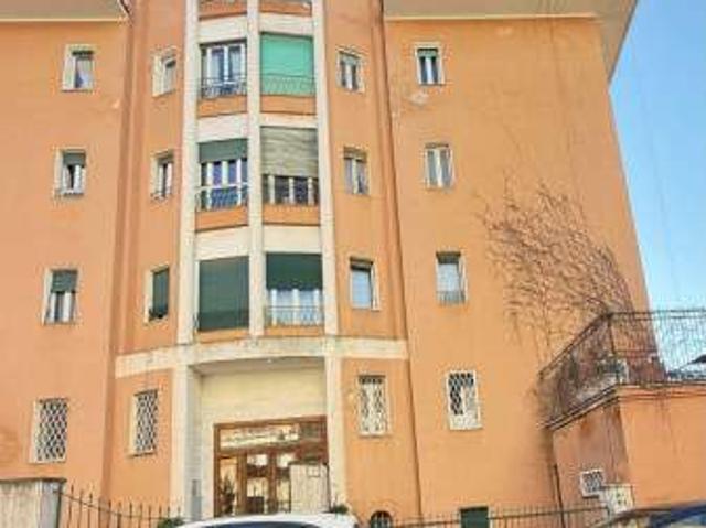 Bilocale arredato Trieste, salario
