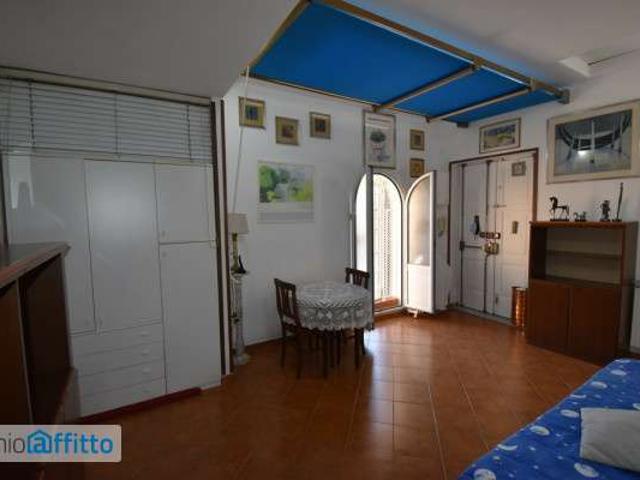 Bilocale arredato Trieste, salario