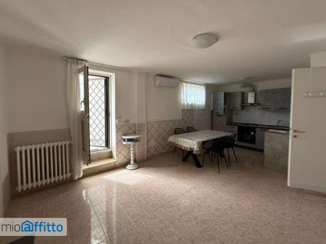 Bilocale arredato Trigoria, spinaceto, tor de cenci, vallerano