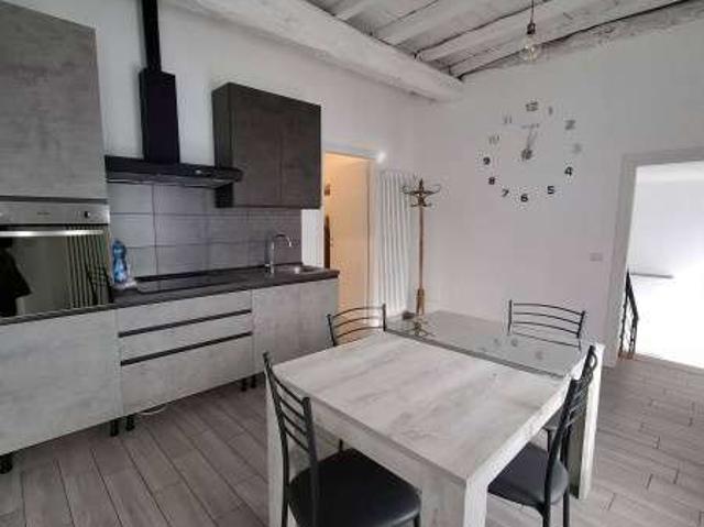 Bilocale arredato Varese