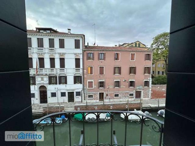 Bilocale arredato Accademia