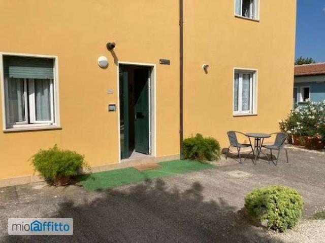 Bilocale arredato Appignano