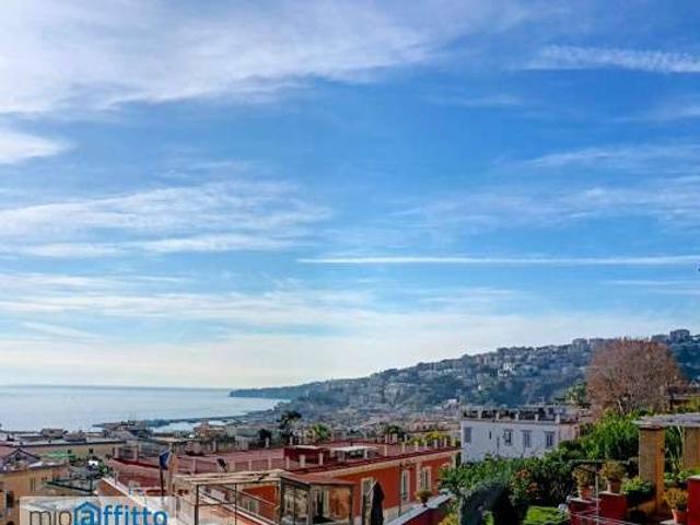 Bilocale arredato Arenella