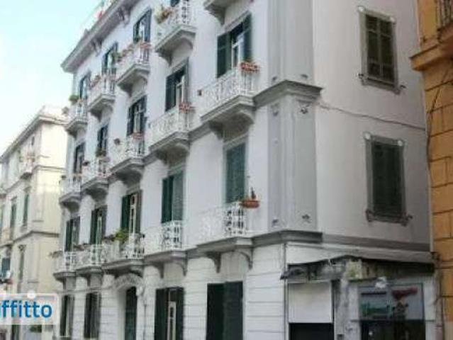 Bilocale arredato Arenella