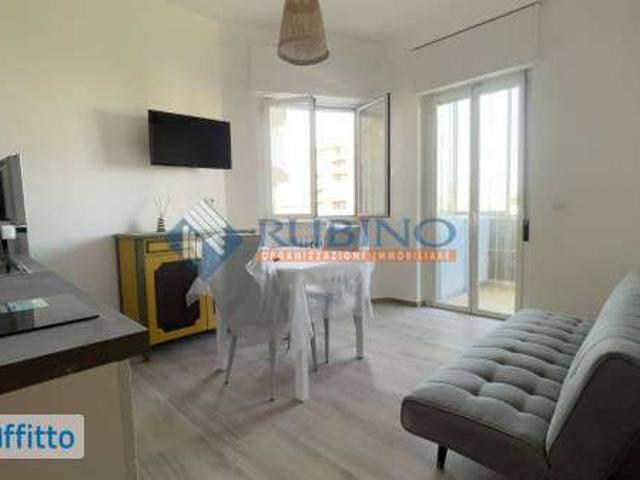 Bilocale arredato Bari