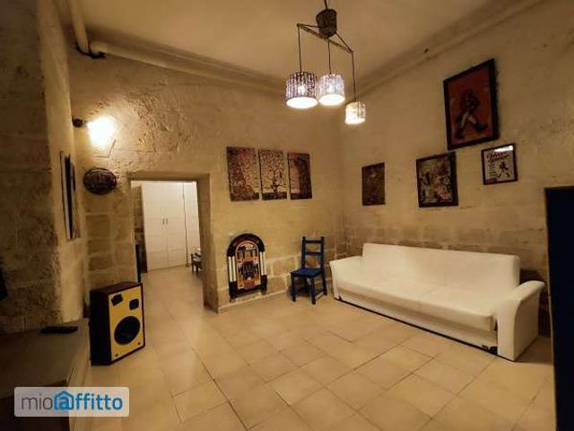 Bilocale arredato Bari