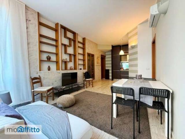 Bilocale arredato Barona, giambellino, lorenteggio, famagosta, inganni