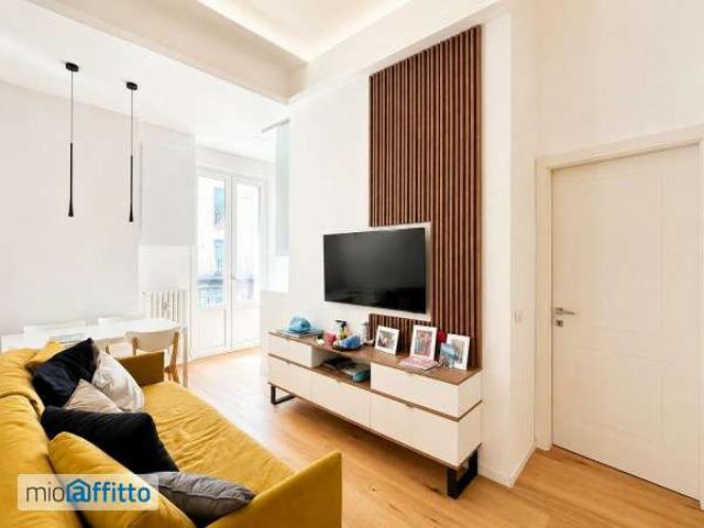 Bilocale arredato Bocconi, c.so italia, ticinese