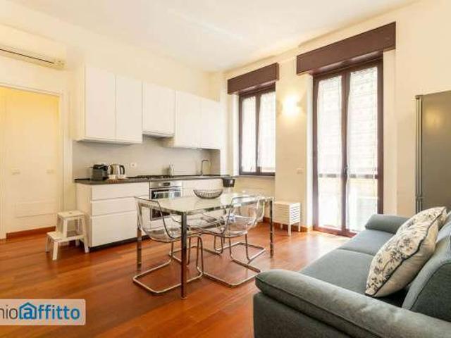 Bilocale arredato Bocconi, c.so italia, ticinese