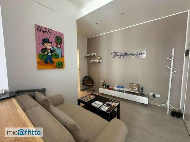 Bilocale arredato Bocconi, c.so italia, ticinese