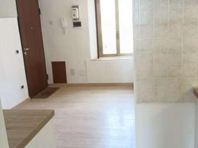 Bilocale arredato Bocconi, c.so italia, ticinese