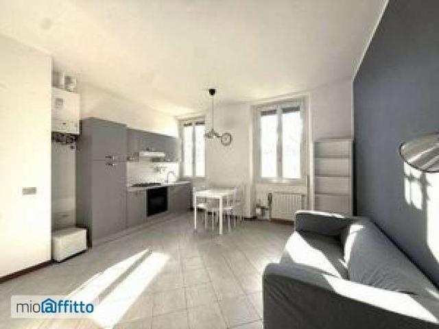 Bilocale arredato Bocconi, c.so italia, ticinese