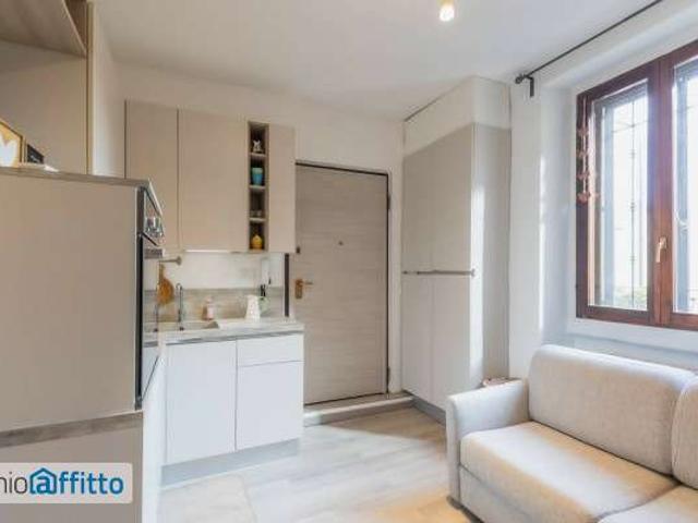 Bilocale arredato Bocconi, c.so italia, ticinese