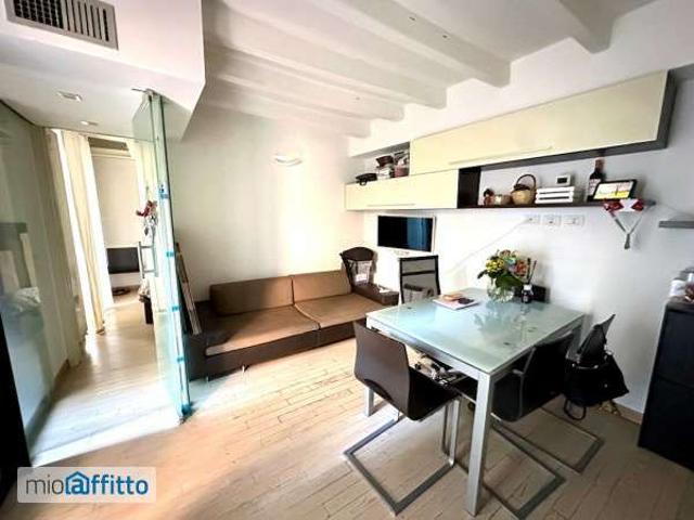 Bilocale arredato Bocconi, c.so italia, ticinese