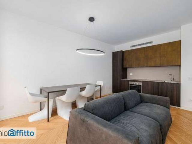 Bilocale arredato Bocconi, c.so italia, ticinese