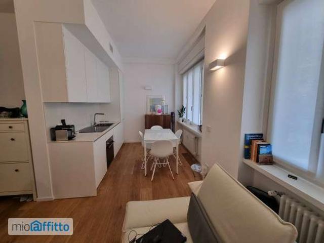 Bilocale arredato Buenos aires, indipendenza, p.ta venezia