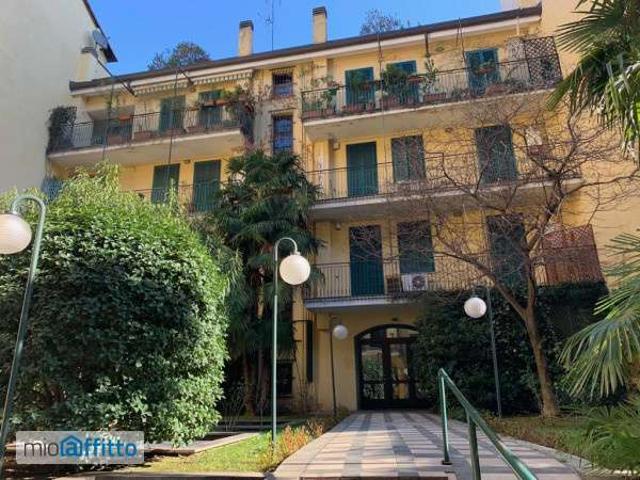 Bilocale arredato Buenos aires, indipendenza, p.ta venezia