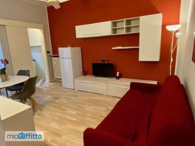 Bilocale arredato Buenos aires, indipendenza, p.ta venezia