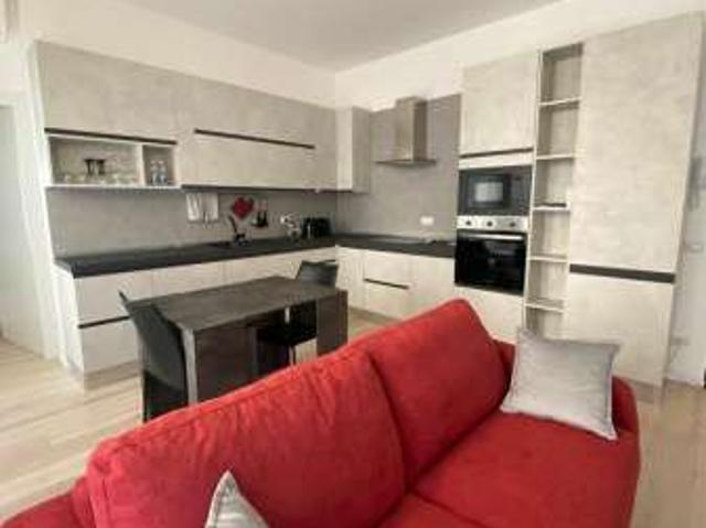 Bilocale arredato Buenos aires, indipendenza, p.ta venezia