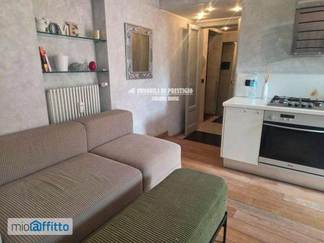 Bilocale arredato Buenos aires, indipendenza, p.ta venezia