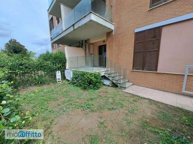 Bilocale arredato Cassia, tomba di nerone, roma