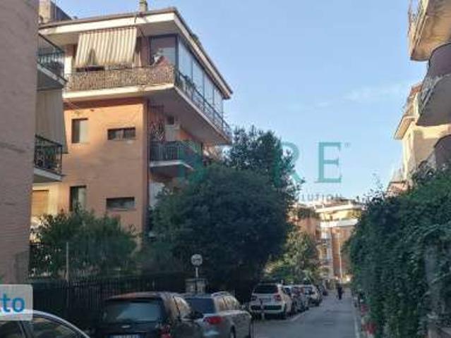 Bilocale arredato Cassia, tomba di nerone, roma