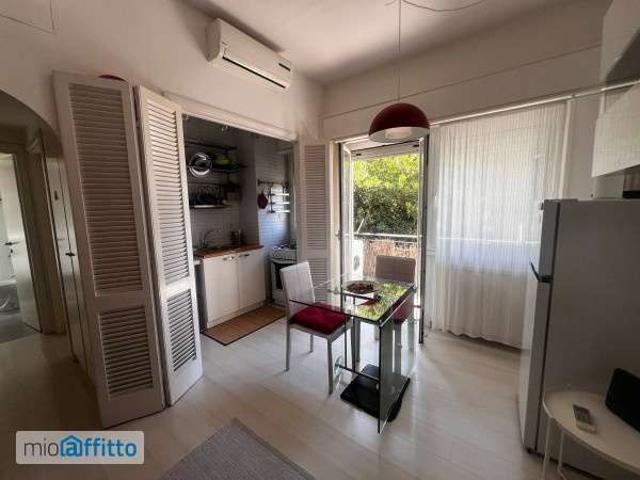 Bilocale arredato Cassia, tomba di nerone, roma