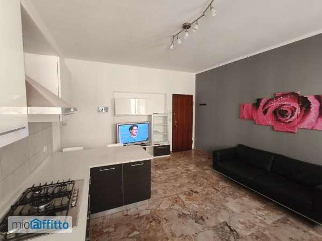 Bilocale arredato Centro