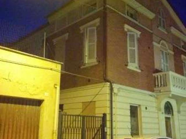 Bilocale arredato Centro