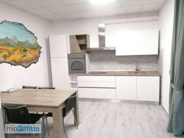 Bilocale arredato Centro