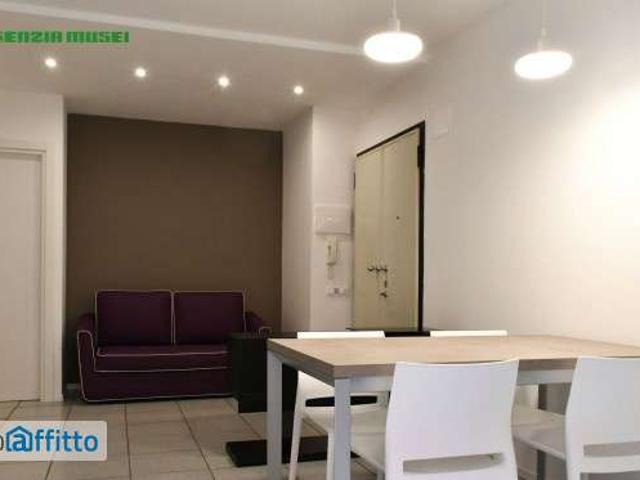 Bilocale arredato Centro