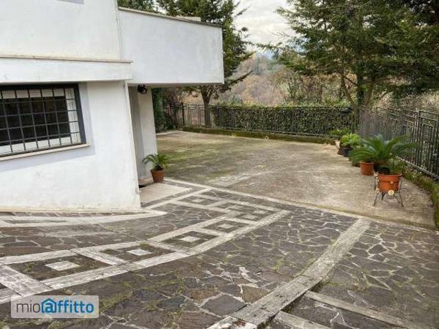 Bilocale arredato Centro