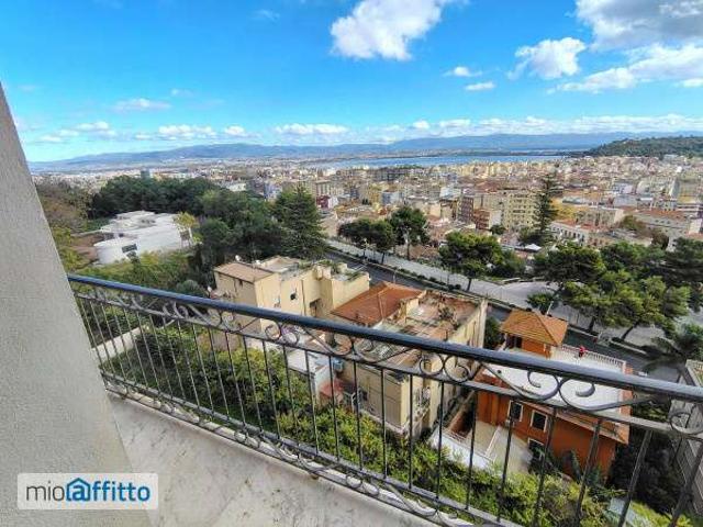 Bilocale arredato Centro castello