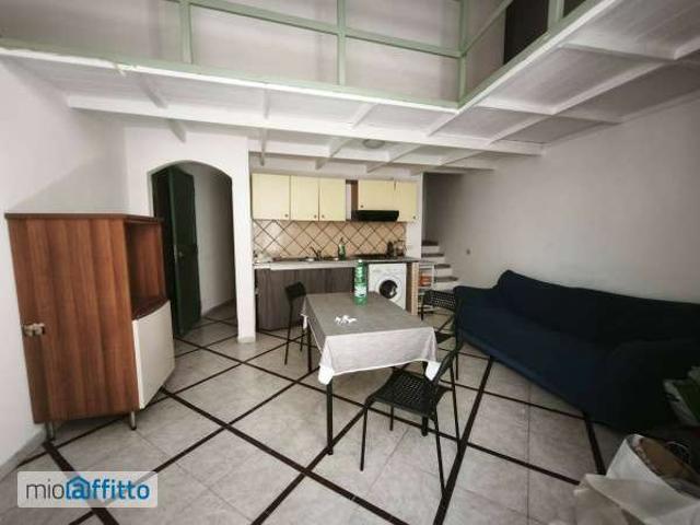 Bilocale arredato Centro monte santo