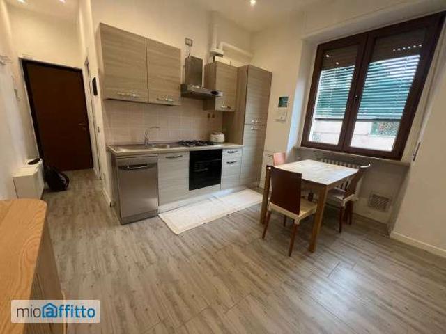 Bilocale arredato Certosa, quarto oggiaro, villa pizzone